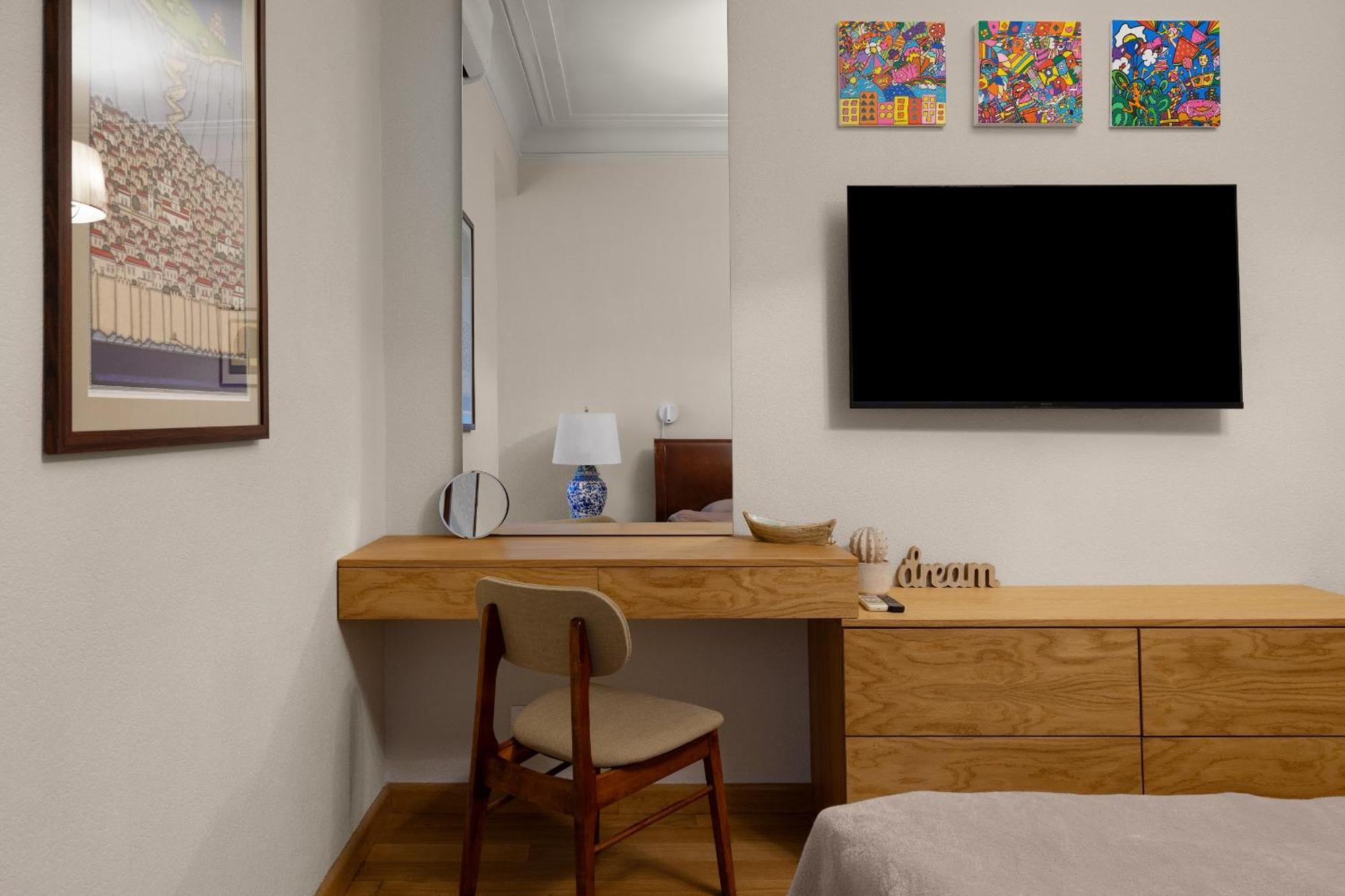 On Liberty Square With 2bd